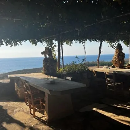 2 Palaepaphos Gardens Apartment