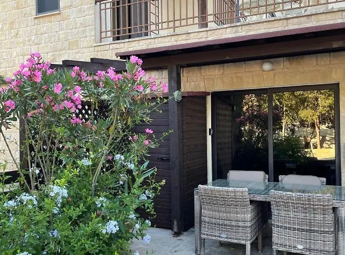 2 Palaepaphos Gardens Κούκλια